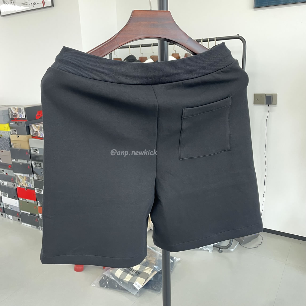 Louis Vuitton Embroidered Jersey Shorts (14) - www.newkick.vip